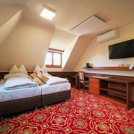 Hotel Fortna ครูดิม ห้อง รูปภาพ